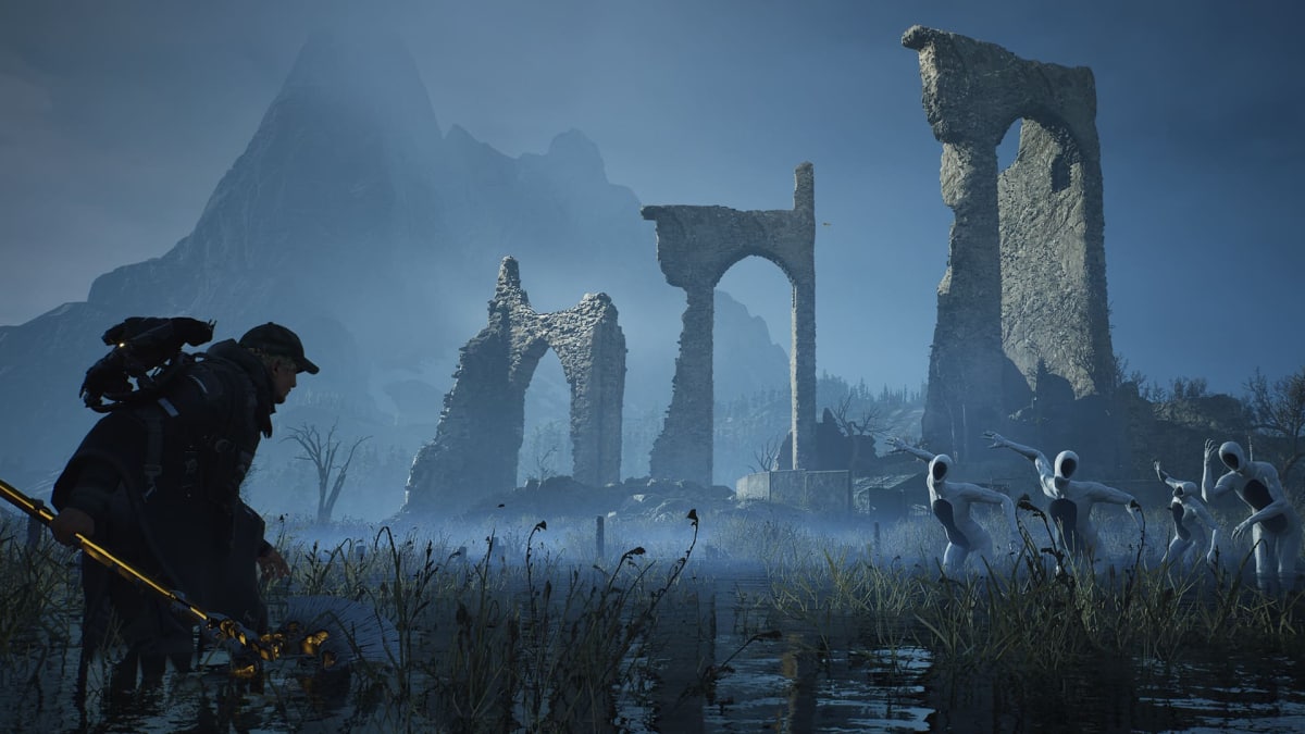 Remi approaches some Hollow Walkers in Hell Is Us